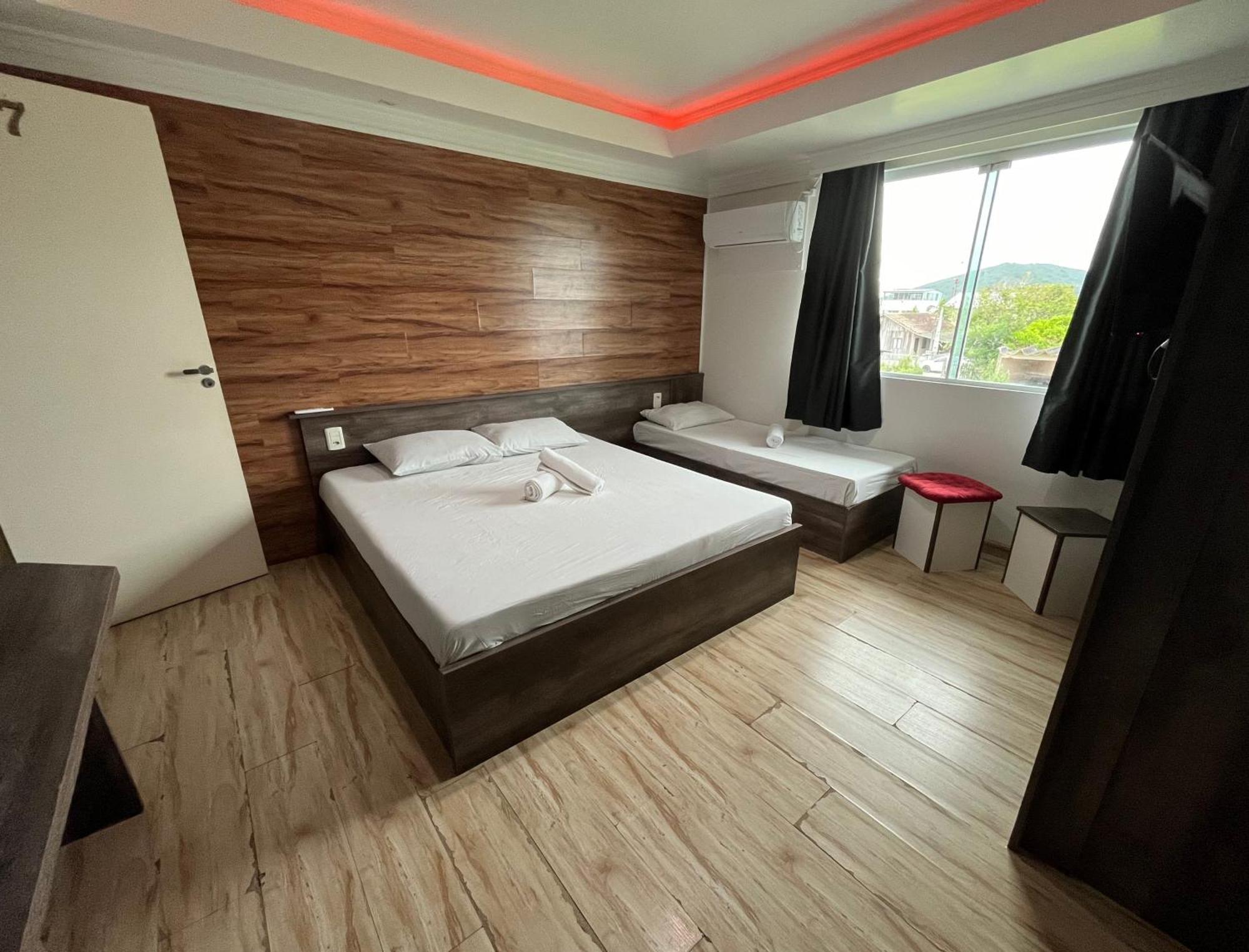 Savanna Suites - Beto Carrero Penha  Ngoại thất bức ảnh